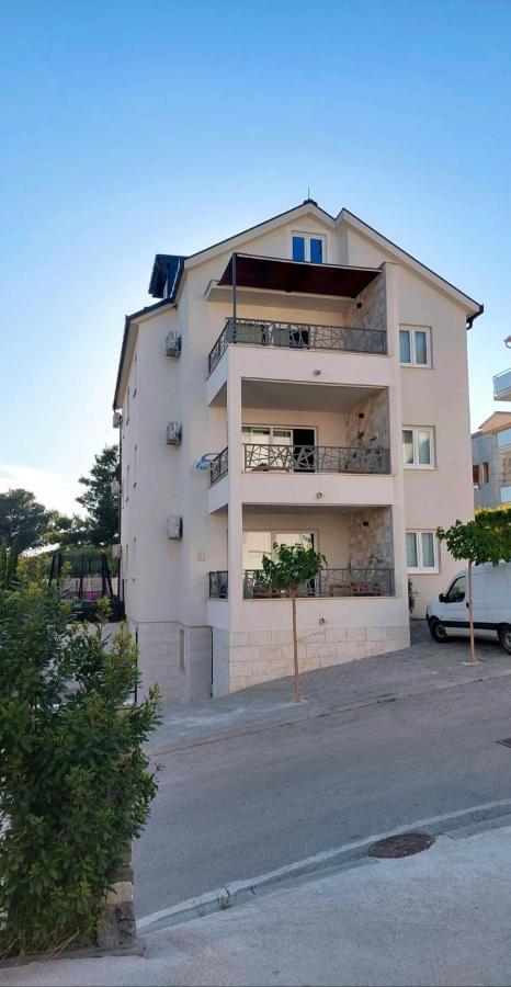 L & L Apartamento Bol